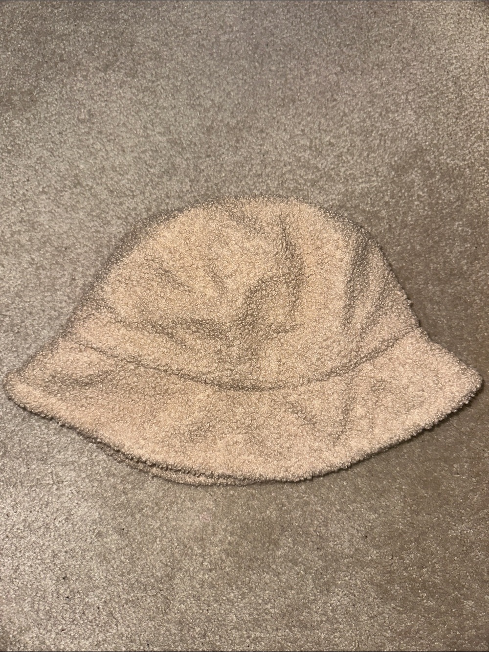 *NWOT* Teddy sherpa bucket hat